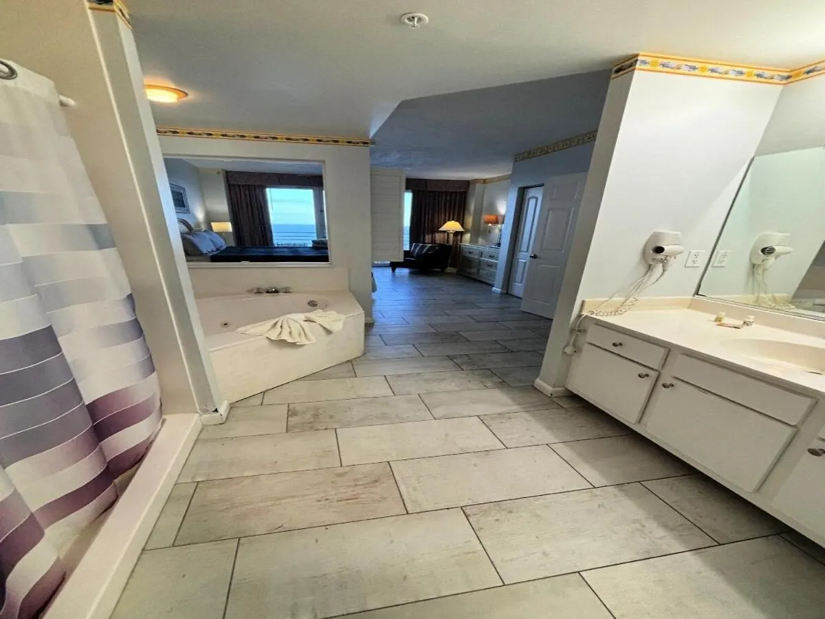 Direct Oceanfront 2 Bedroom Ocean Walk 3 Balconies 1601 Daytona Beach Apartment
